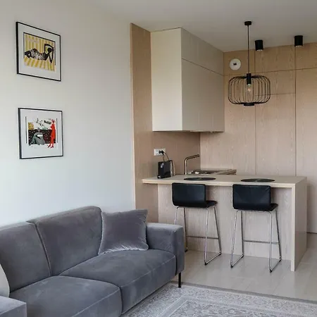 LuxLux Apartments Metro Slodowiec Warszawa Zewnętrze zdjęcie