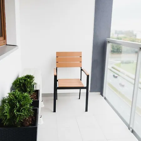 LuxLux Apartments Metro Slodowiec Warszawa Zewnętrze zdjęcie