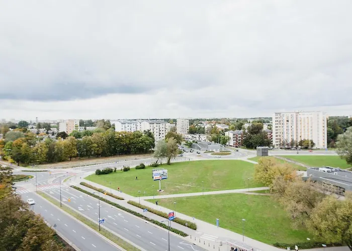 Luxlux Apartments Metro Slodowiec