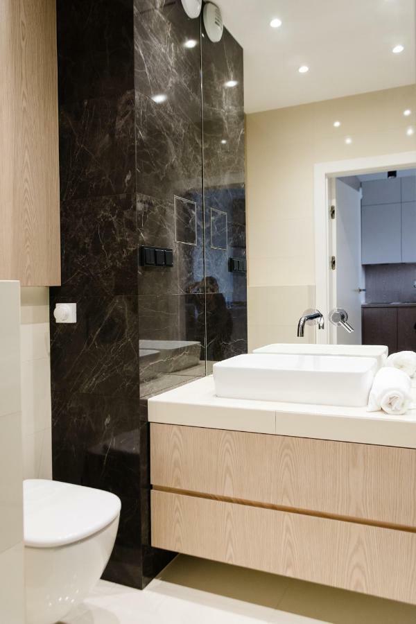 Apartment Luxlux Metro Slodowiec *